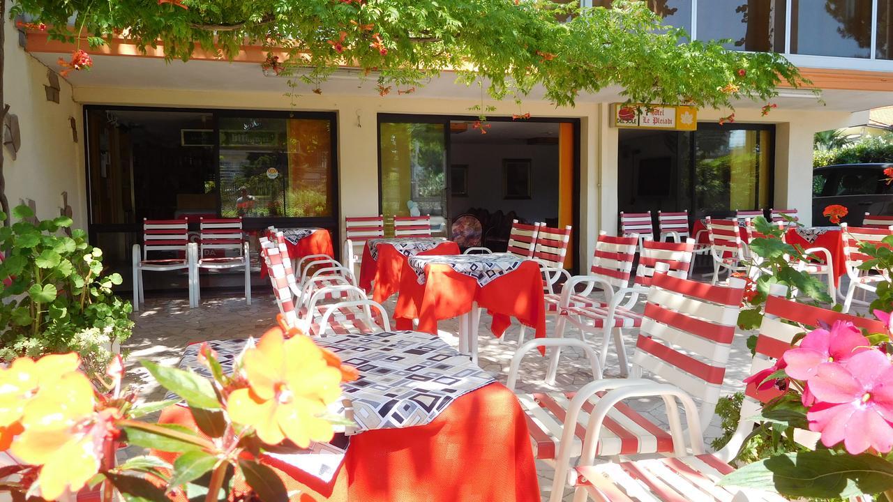 Hotel Le Pleiadi Bellaria-Igea Marina Exterior foto